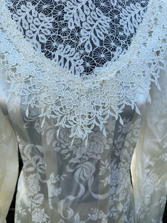 Jessica McClintock OffWhite Lace High-Neck Long Sleeve Wedding Top and Skirt Set - Picture 4 of 10